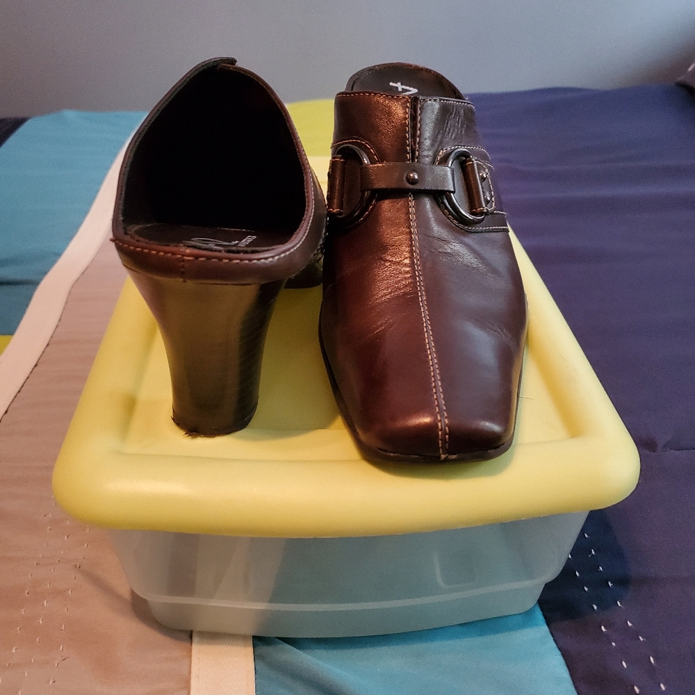 Brown Leather Mules.